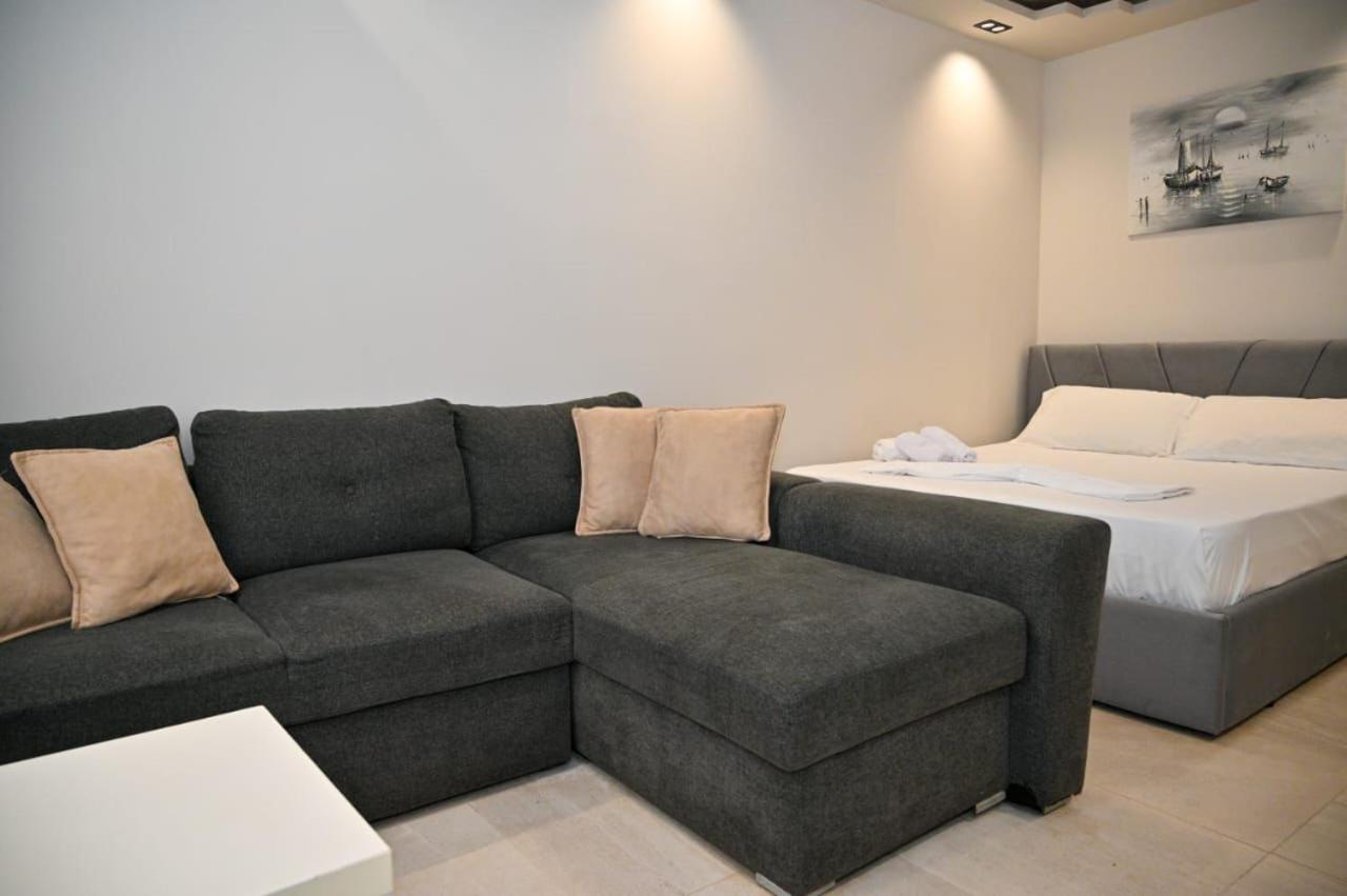 Andi Apartments Dıraç Dış mekan fotoğraf